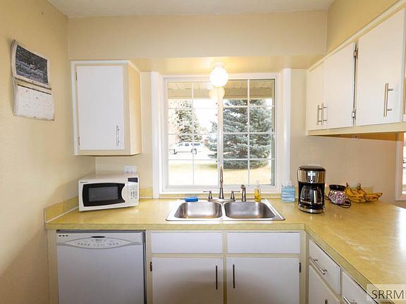 4th image of 6677 N Derek Ln