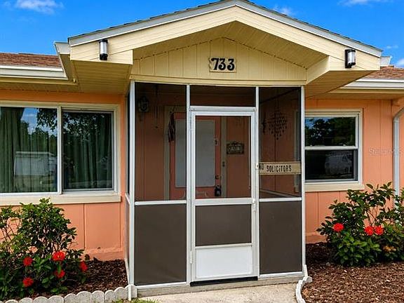 3rd image of 733 LAUREL AVENUE