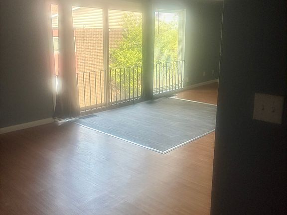 3rd image of 300-306 Polk St #304-8