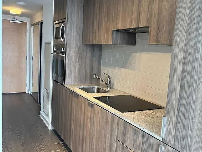 11 Wellesley St W #4710 — Photo 4