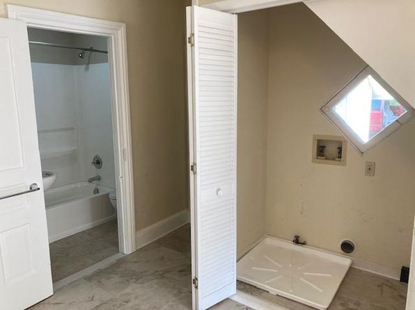 211 N Northampton St #3
