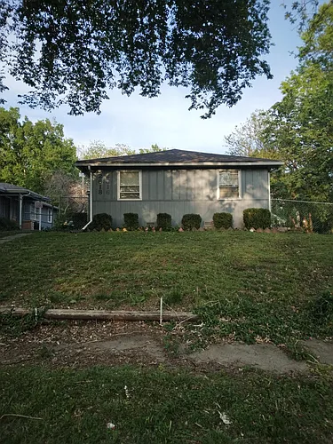 2618 SW Clay St Photo 1 2618 SW Clay St Photo 1