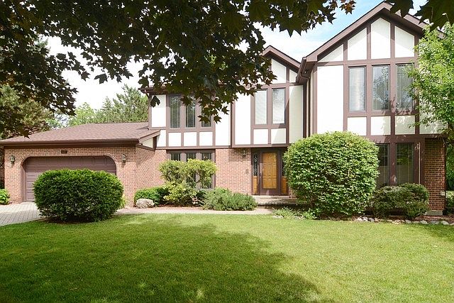 1st image of 4421 Williamsburg Ct