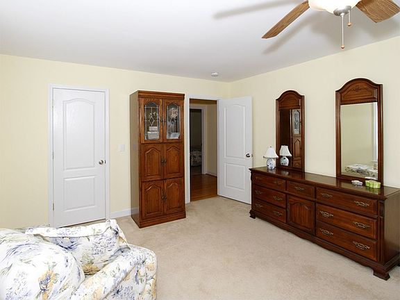 Note that the hardwoods extend all the way down the hall to the bedrooms 