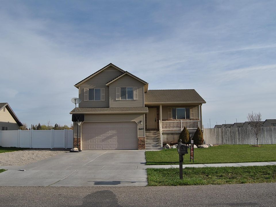 1st image of 3683 E Pearce Dr