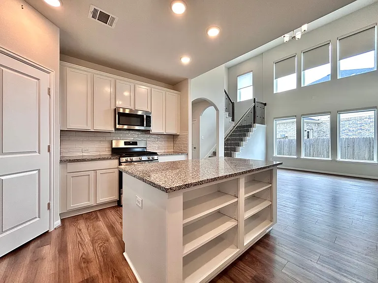 208 Azalea Springs Rd — Photo 18