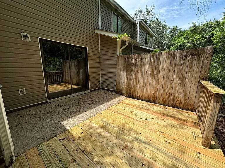 121 Candlebrook Dr — Photo 9