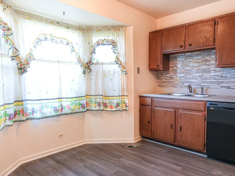 1361 Big Horn Trl — Photo 3