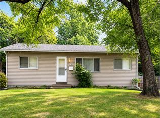 10404 Earl Dr, Saint Louis, MO 63136