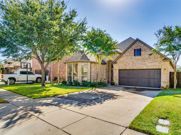 9352 Shoveler Trl, Fort Worth, TX 76118