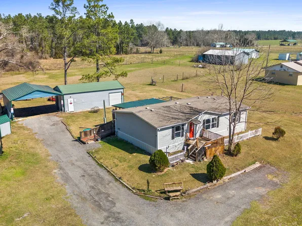 1764 Clayton Rd, Chipley, FL 32428