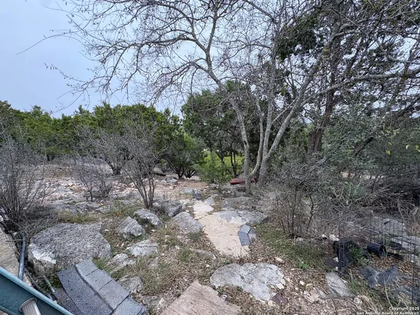 180 Indian Hills, Kerrville, TX 78028
