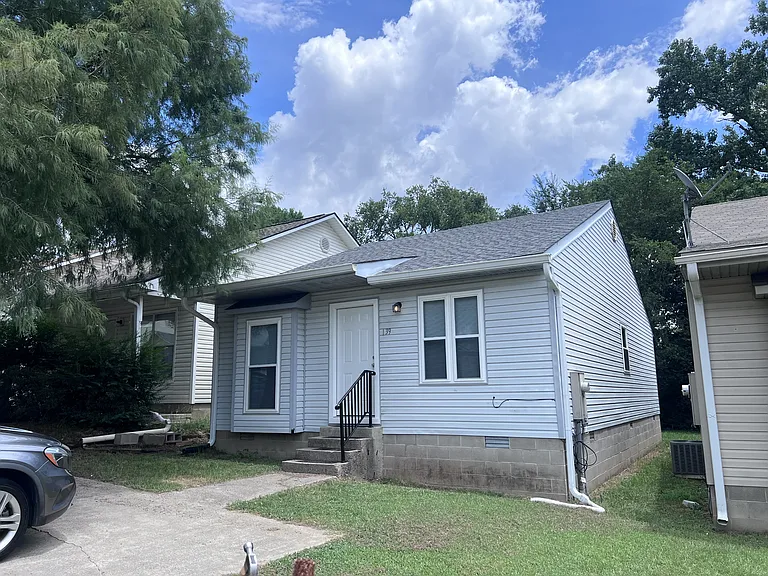139 Rockyreef Cir — Photo 17