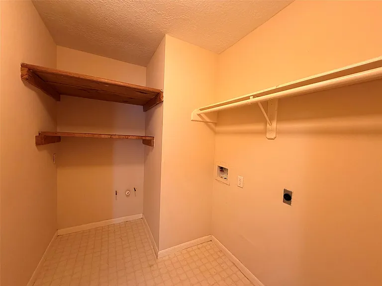 6518 Smoke Tree Ln — Photo 22