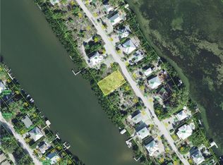 401 Bocilla Dr, Placida, FL 33946
