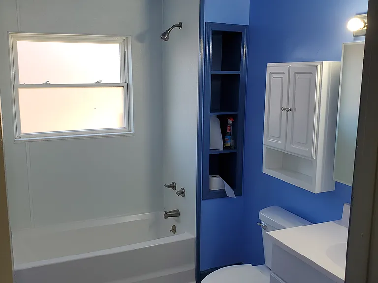 1410 W Wauconda Rd — Photo 11
