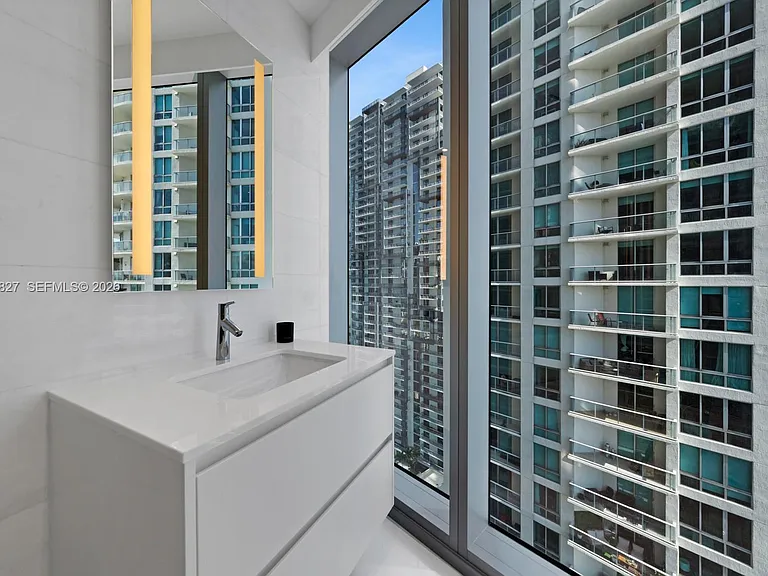 300 Biscayne Boulevard Way #2701 — Photo 33
