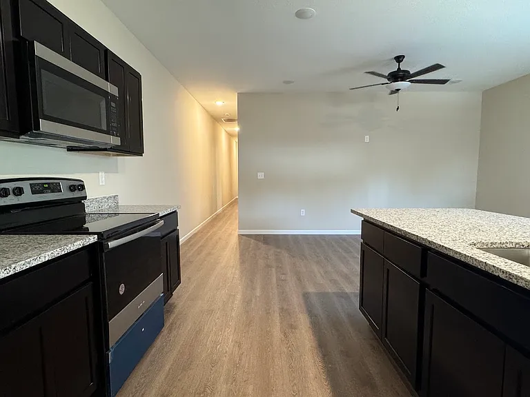 343 N Joann St — Photo 9