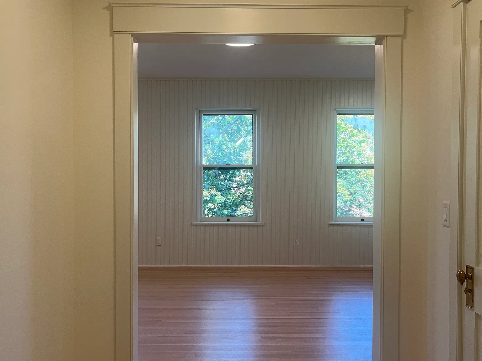 2 bed, 850 sqft, $2,300 — Photo 3