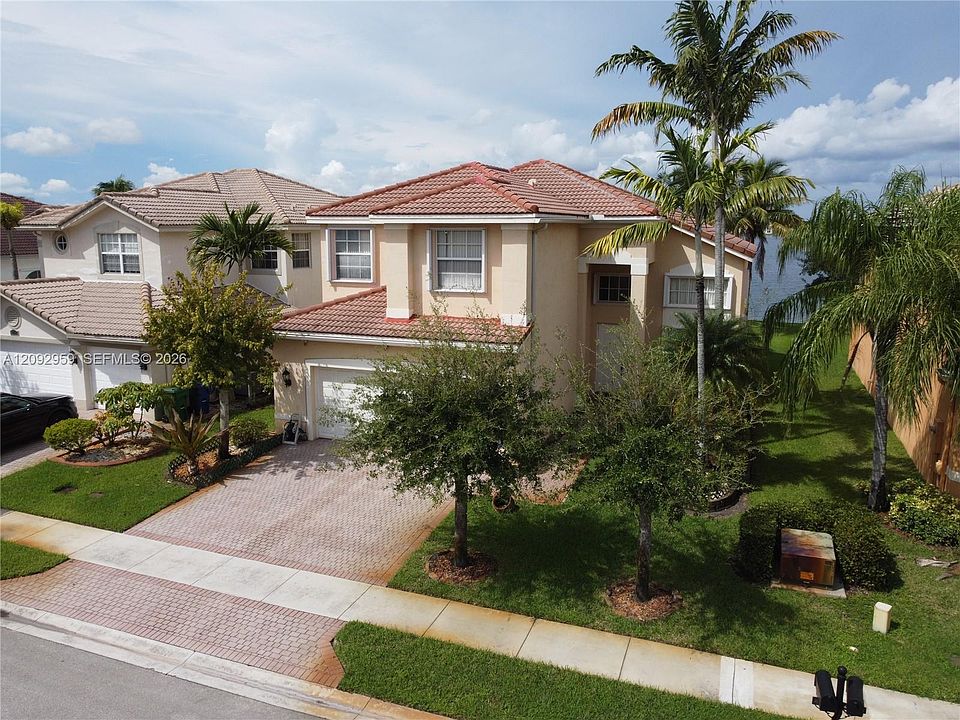 1st image of 4276 SW 179th Way