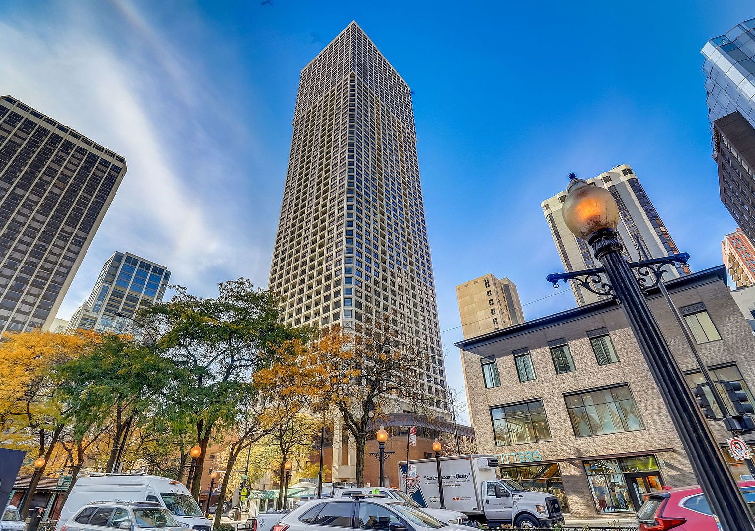 1030 N State St APT 16B, Chicago, IL 60610 | MLS #11951947 | Zillow