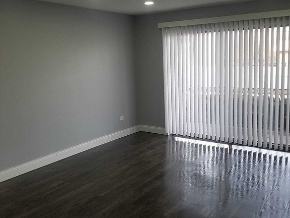 2nd image of 10220 Ridgeland Ave APT C6