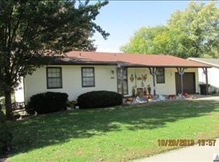 4321 SE Massachusetts Ct, Topeka, KS 66609
