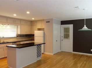 2202 Macarthur St, Houston, TX 77030