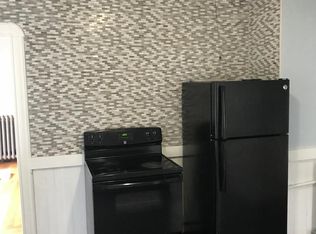 30 Fairview Ave, West Springfield, MA 01089