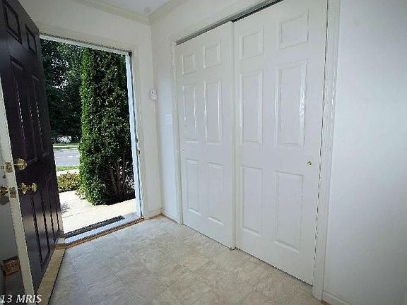 3rd image of 876 Monet Dr