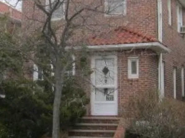 188 140th Bch, Rockaway Park, NY 11694