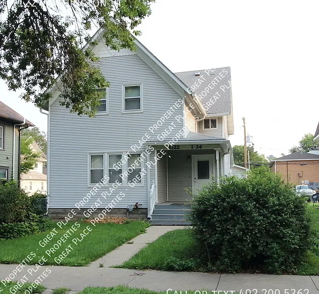 1122 Washington St — Photo 2