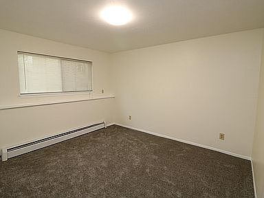 3rd image of 12621 Landmark Ct