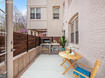 2926 Porter St NW #106, Washington, DC, 20008