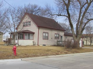 1420 2nd St, Friend, NE 68359