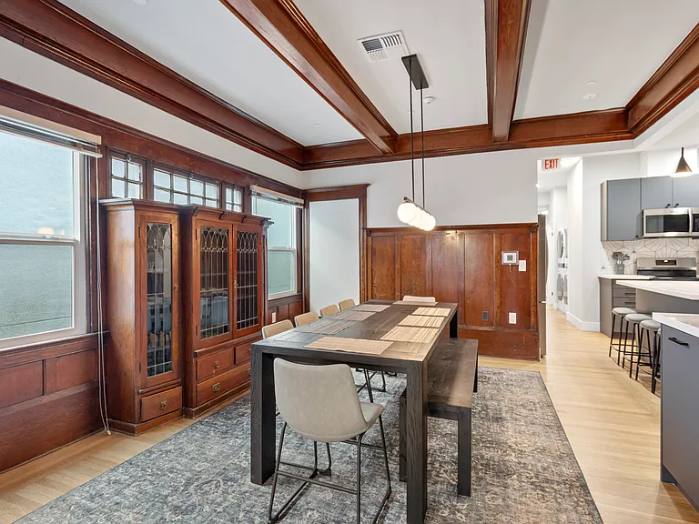 1022 G St #20 — Photo 8