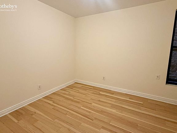 3rd image of 2708 Broadway APT 11