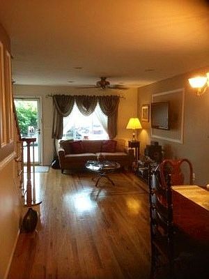2nd image of 85 Winfield St