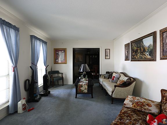4th image of 2530 Cardigan Dr