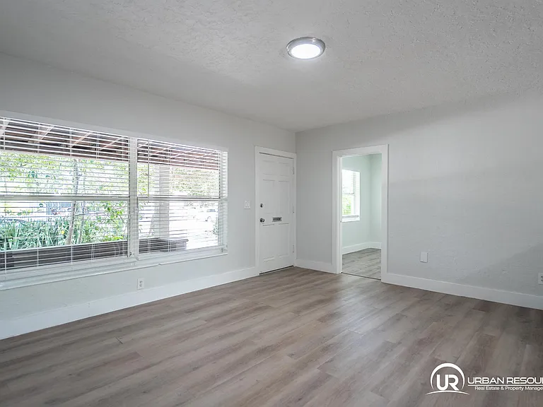 1691 NE 143rd St — Photo 12