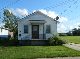 133 Cleveland Ave, Lackawanna, NY 14218