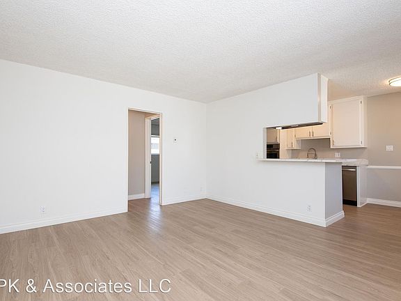 4th image of 1829 Corinth Ave #11315116