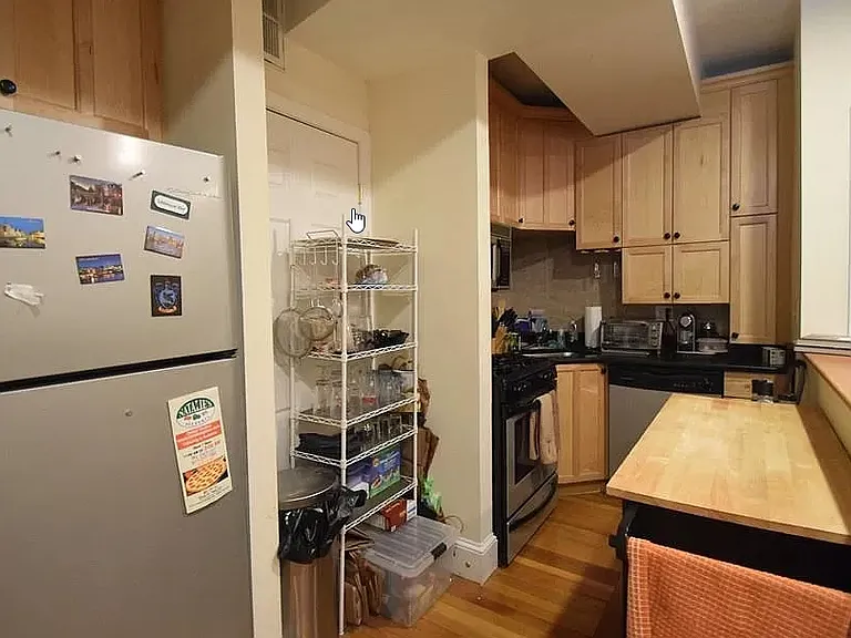 191 Winthrop Rd #4 — Photo 3