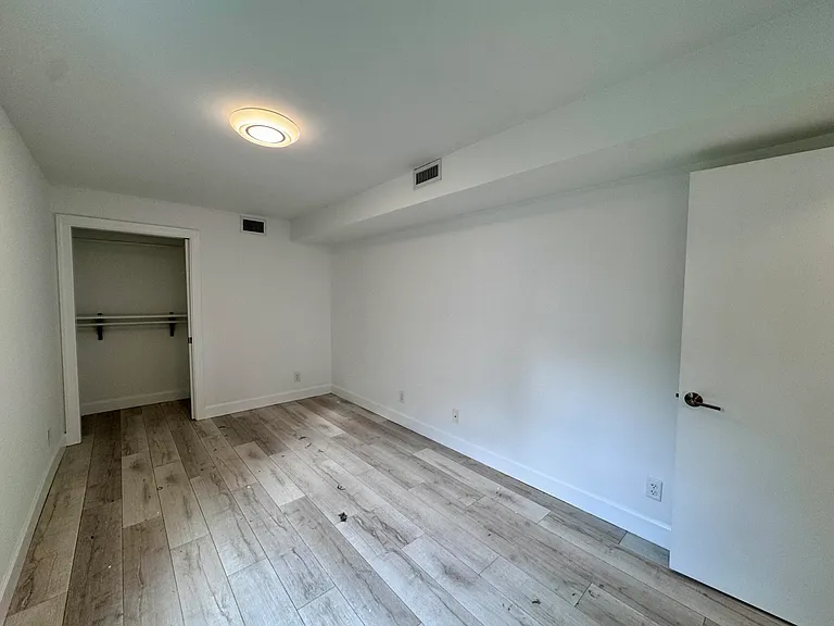 102 S K St #1 — Photo 6