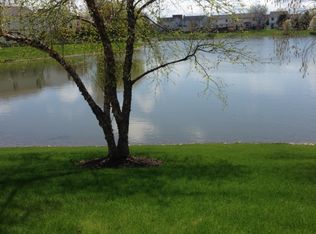 2504 Durango Ln APT 104, Naperville, IL 60564