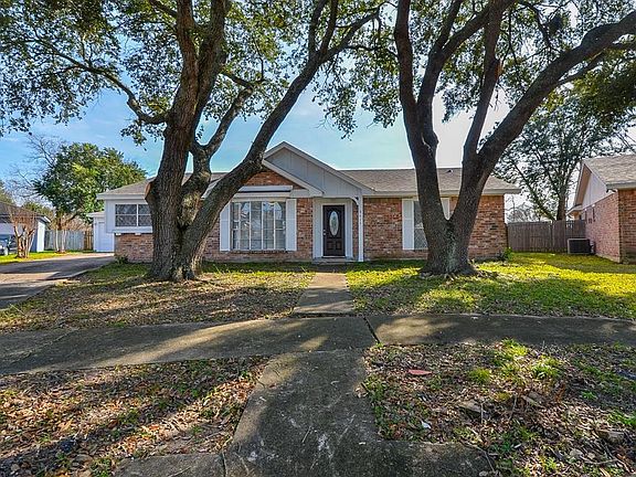 2nd image of 8615 Brookren Cir