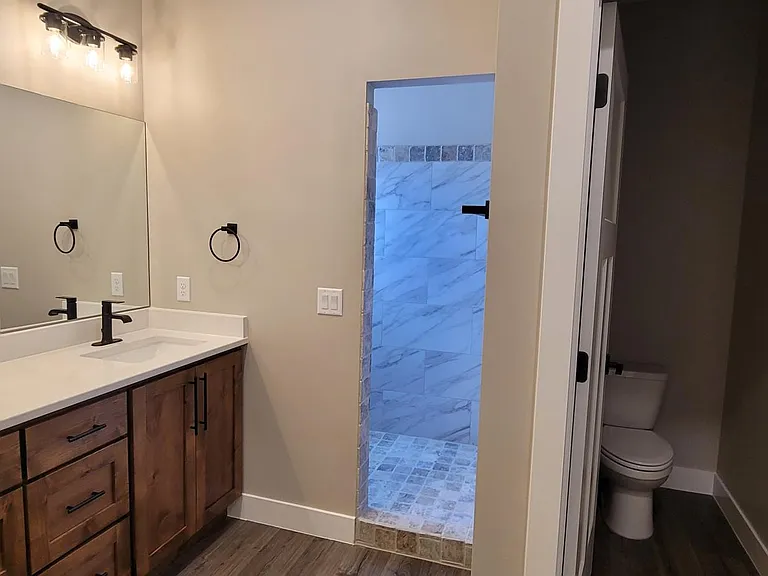 2875 Cody Dr #4 — Photo 10