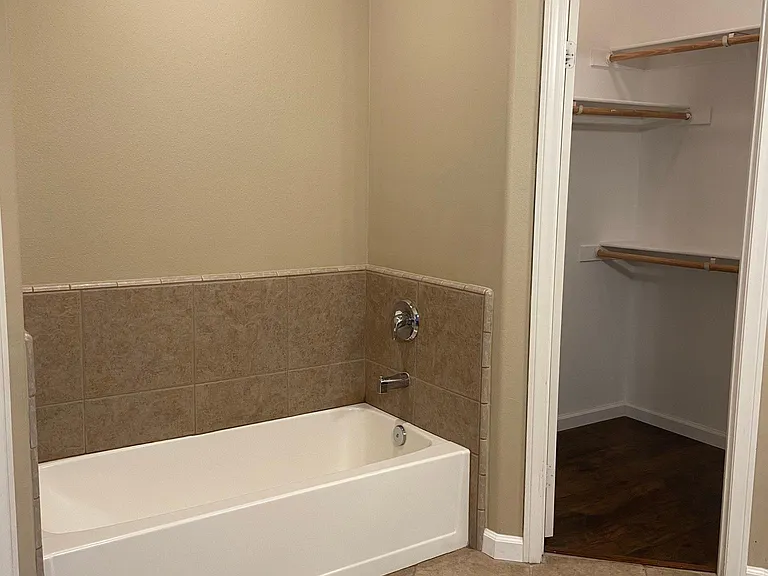 1317 Garfield Ave — Photo 28