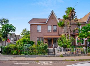 32 Argyle St, Toronto, ON M6J 1N4