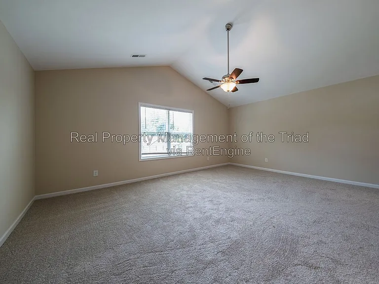 832 Prince Edward Rd — Photo 14